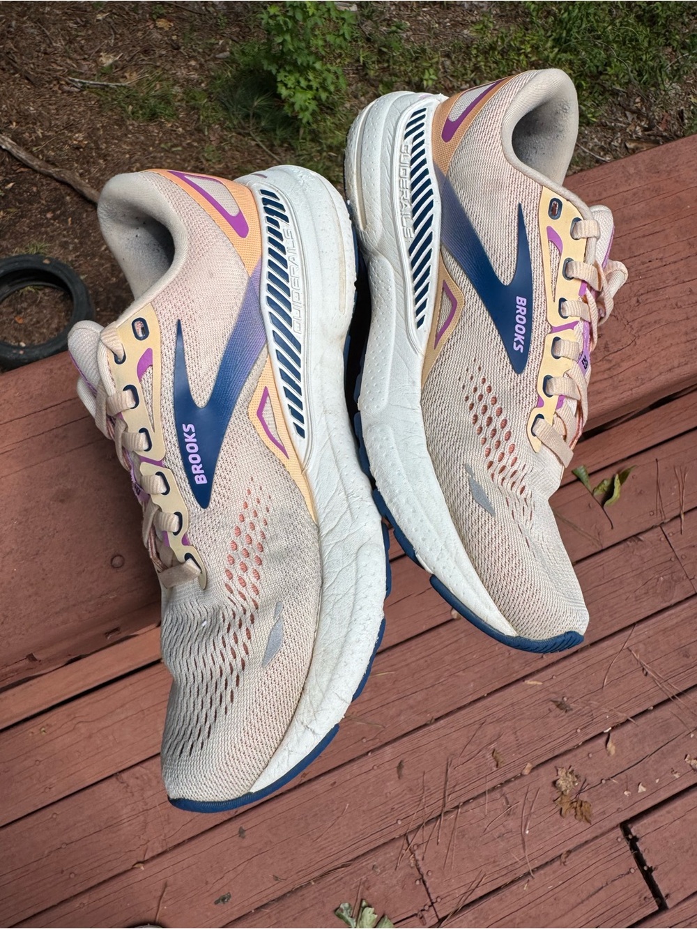 Brooks Adrenaline GTS 23 Women’s Running Shoes Size 7.5 apricot estate blue - Picture 7 of 10